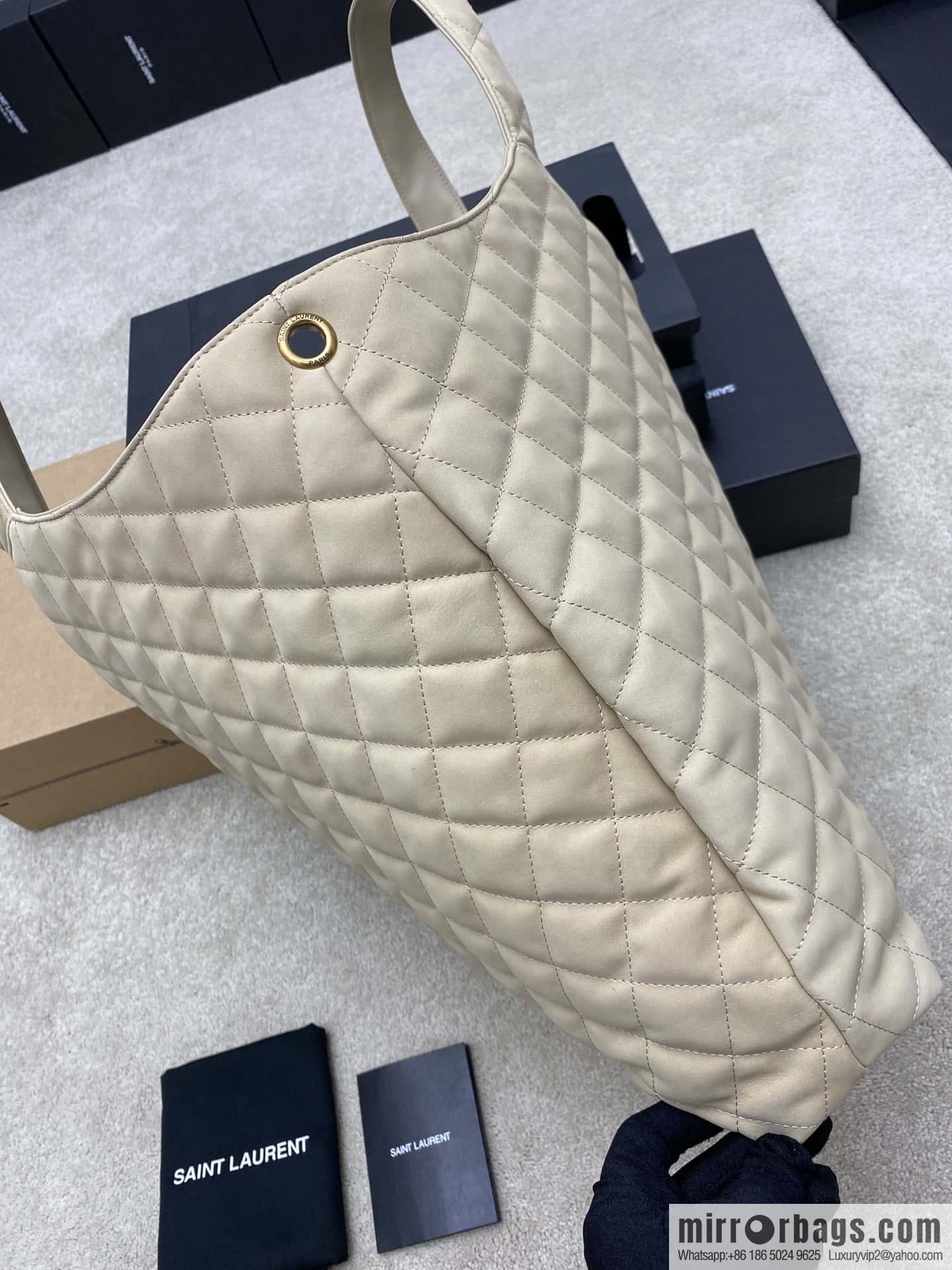 Saint Laurent 22 spring and summer new product launch tote bag model: 698651