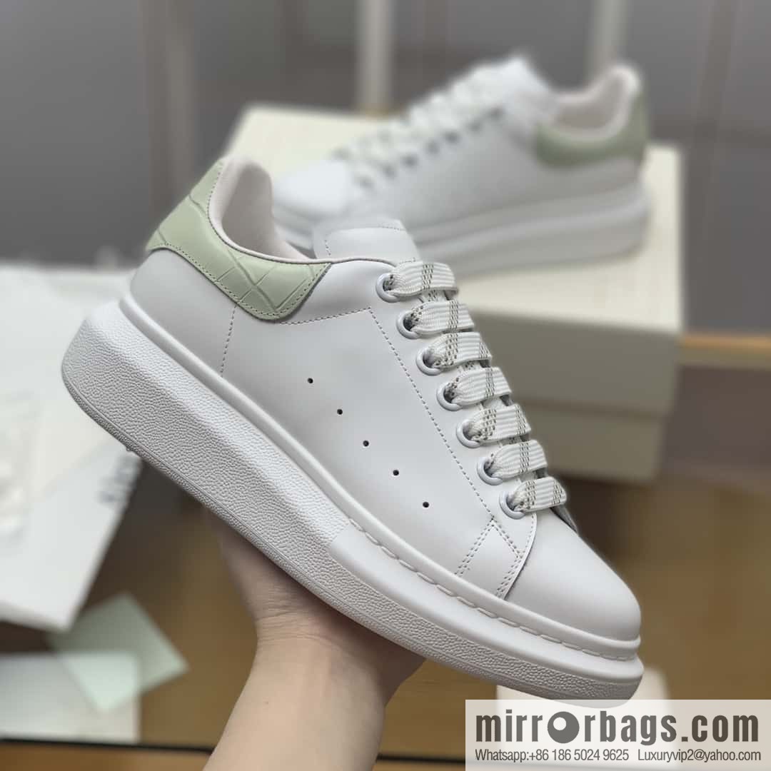 Alexander McQueen Alexander McQueen Rice Grey Crocodile Tail Unisex Same Sneakers