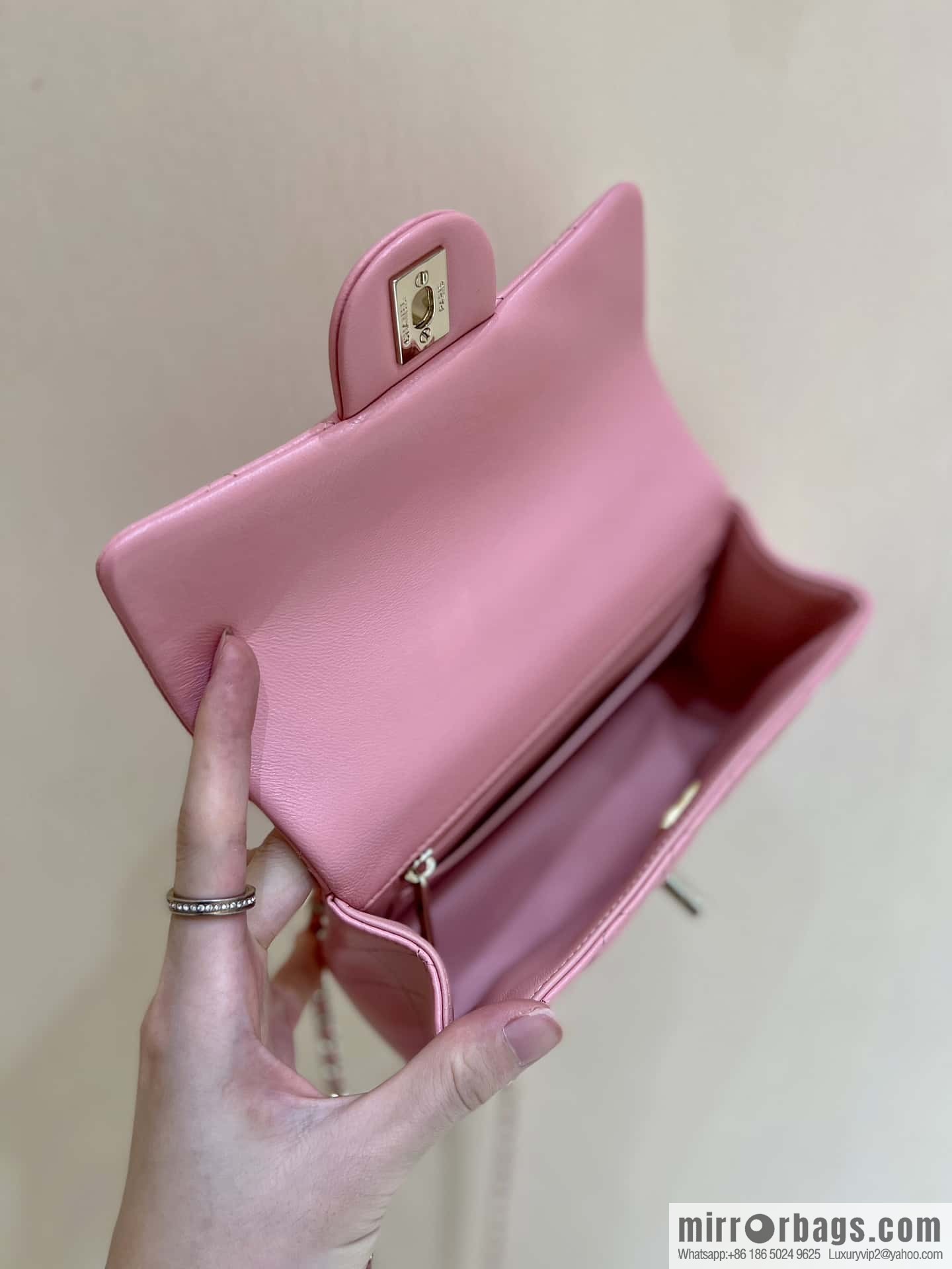 CHANEL classic cf mini handle 20CM AS2431 pink