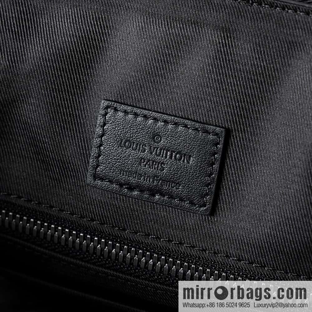 LV M46331 CHRISTOPHER S backpack