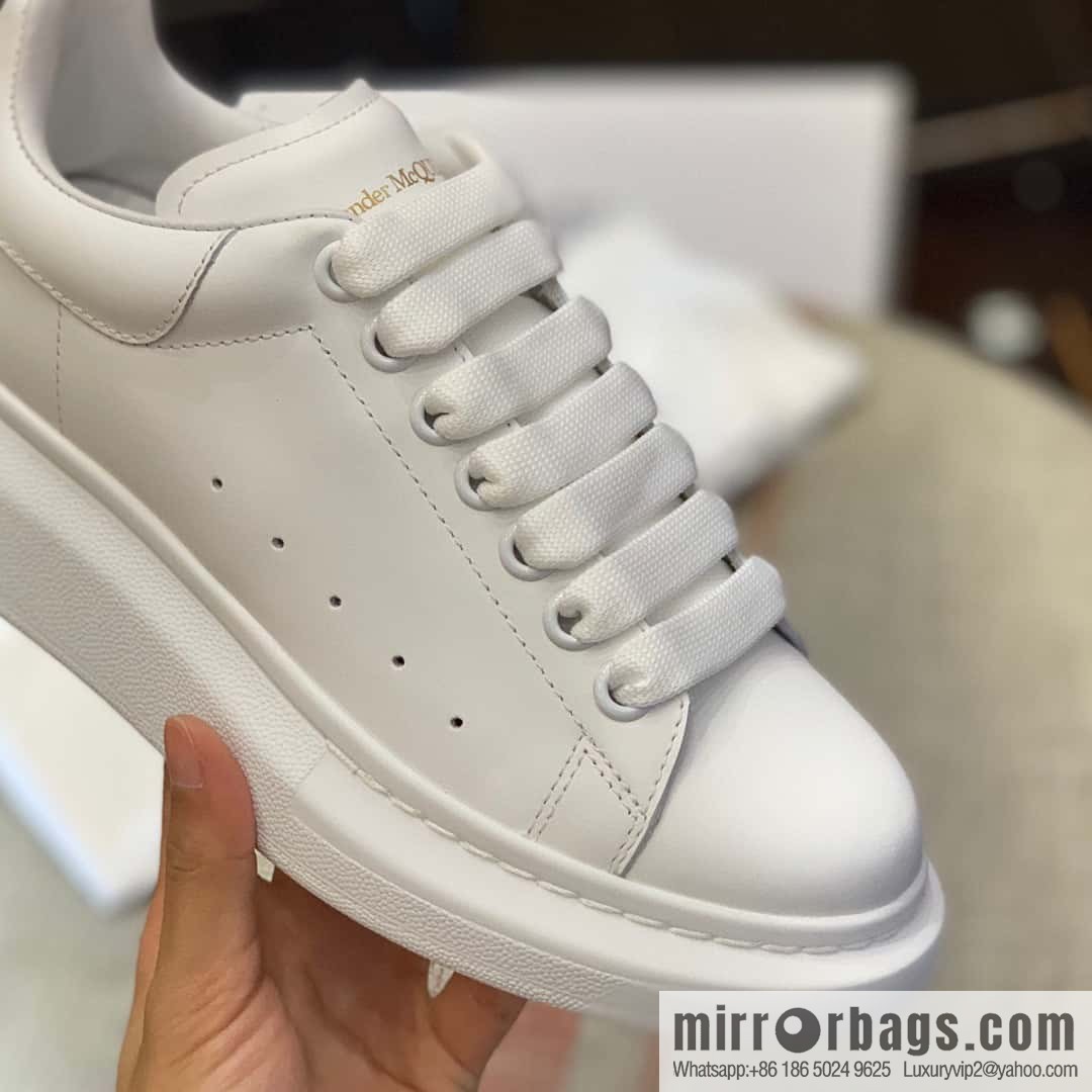 Alexander McQueen Unisex sneakers