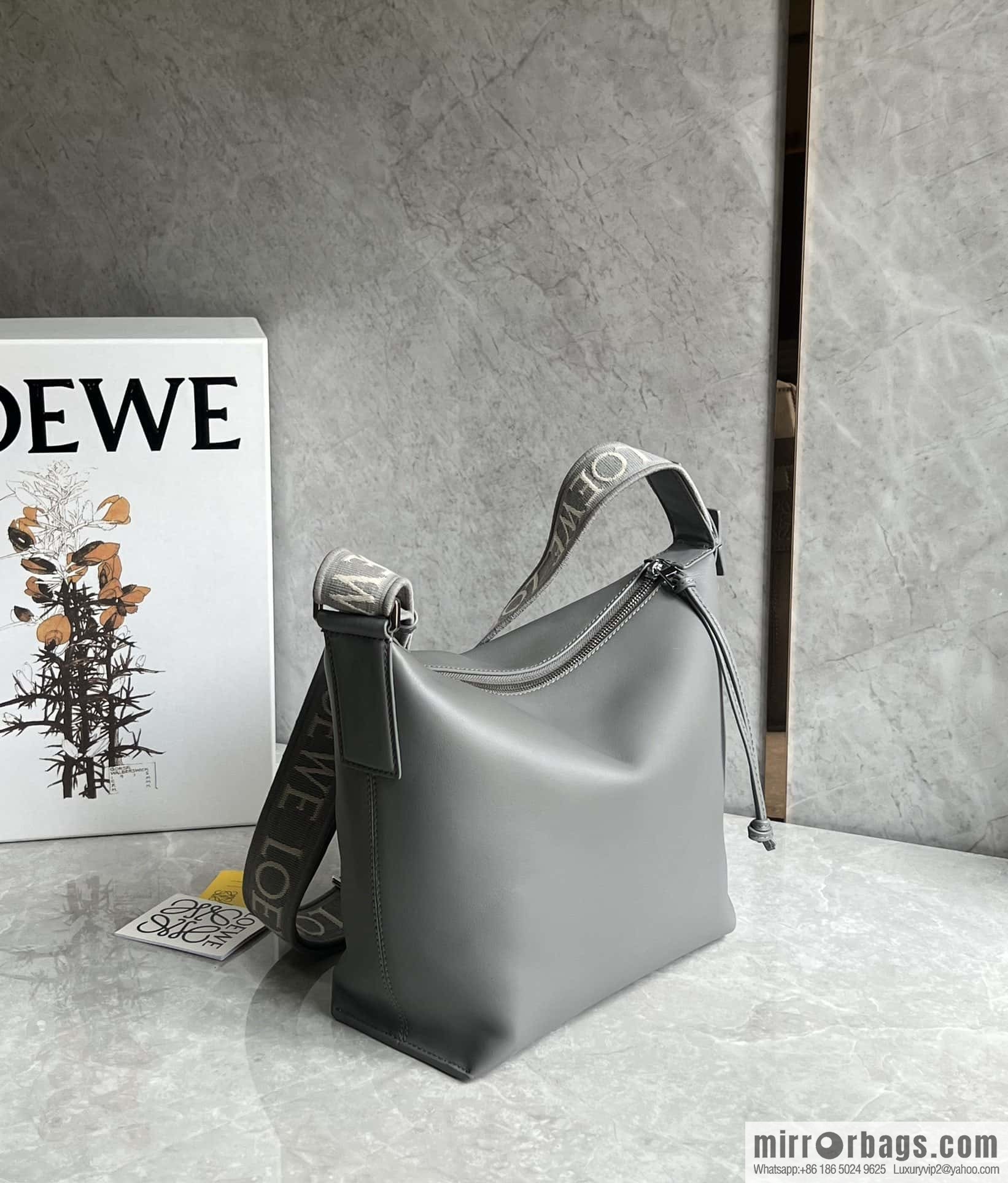 LOEWE Mens Cubi shoulder crossbody bag 0689 grey