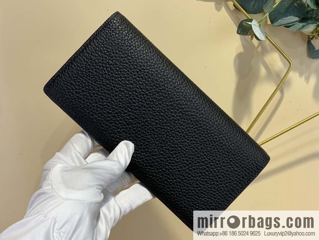 LV M81330 VERTICAL wallet