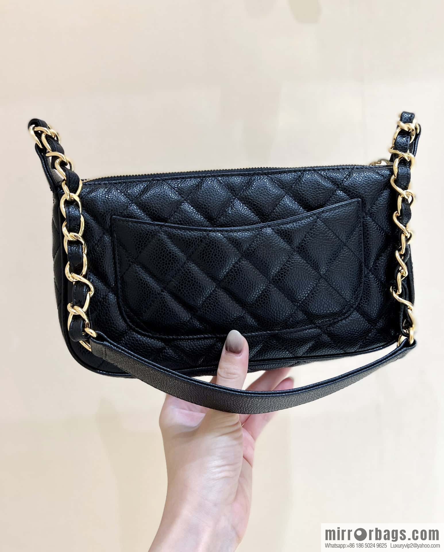 CHANEL CNNe same popular medieval armpit bag A50920 black