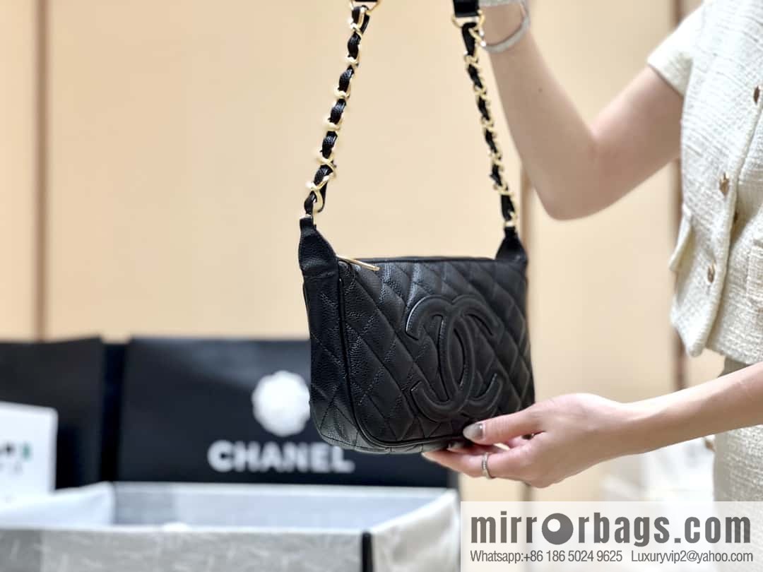 CHANEL CNNe same popular medieval armpit bag A50920 black