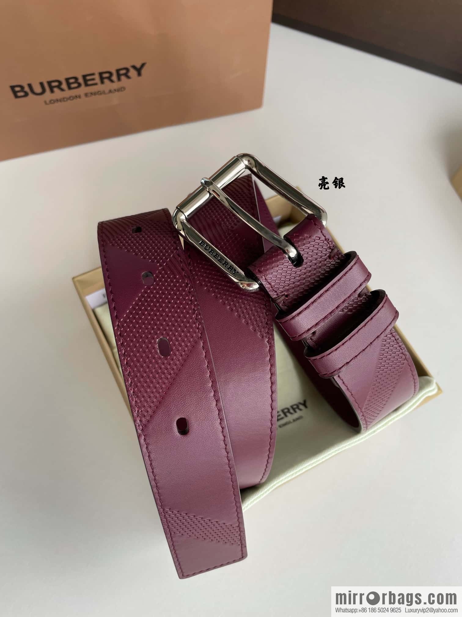 BURBERRY Cowhide Pressed Checkered Men's Pin Buckle Belt