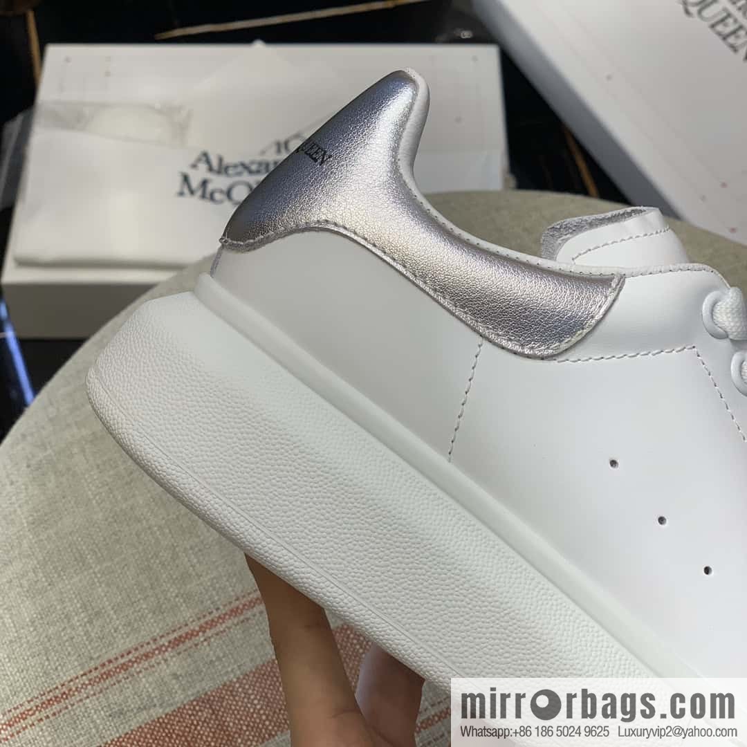 Alexander McQueen Silver Leather Tail, Same Sneakers for Men and Women