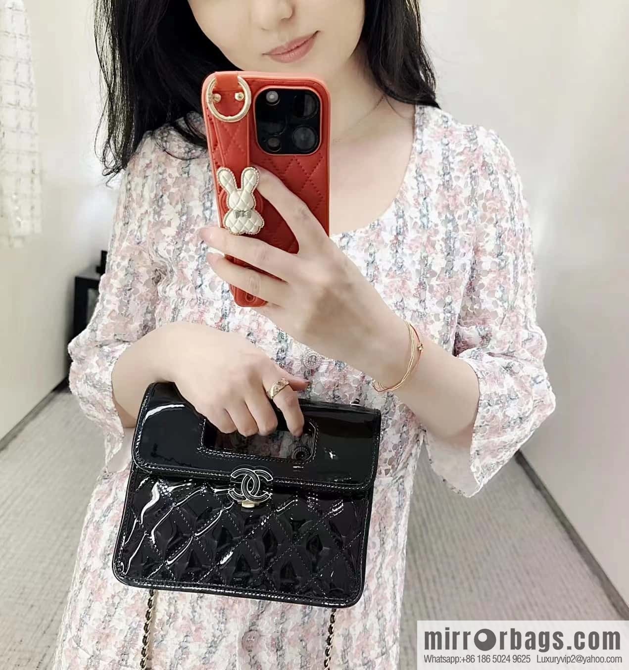 CHANEL 23S spring and summer series patent leather envelope bag AS4025