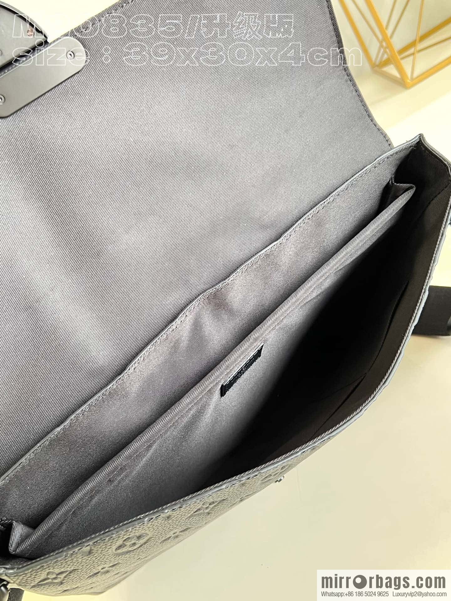 LV M20835 S Lock Briefcase