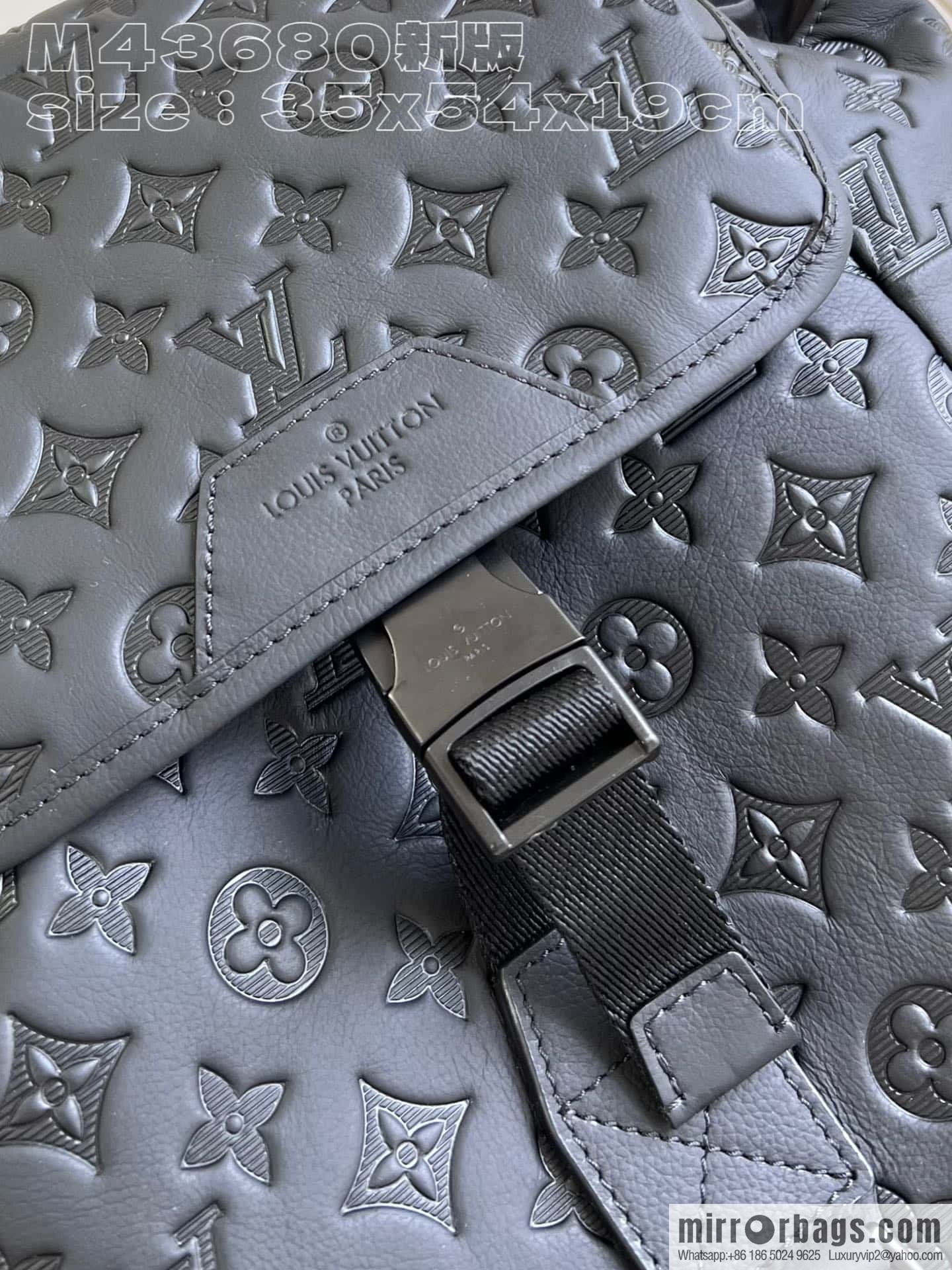 LV M43680 TREKKING backpack