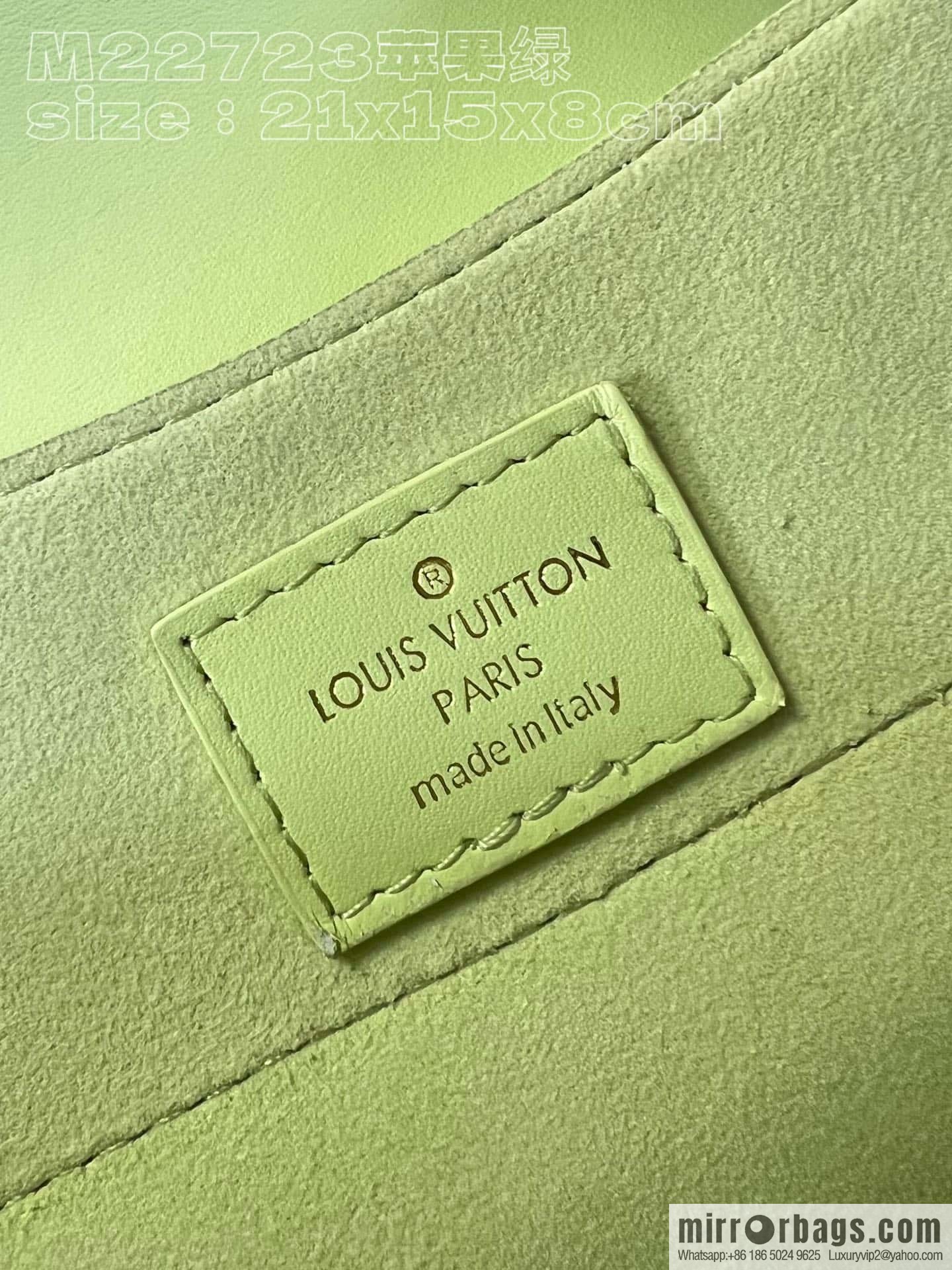 LV M22725 HIDE AND SEEK BAG