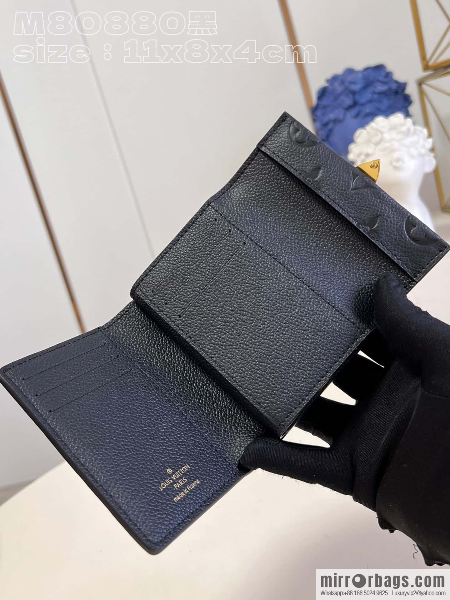 LV M80880 MÉTIS short wallet