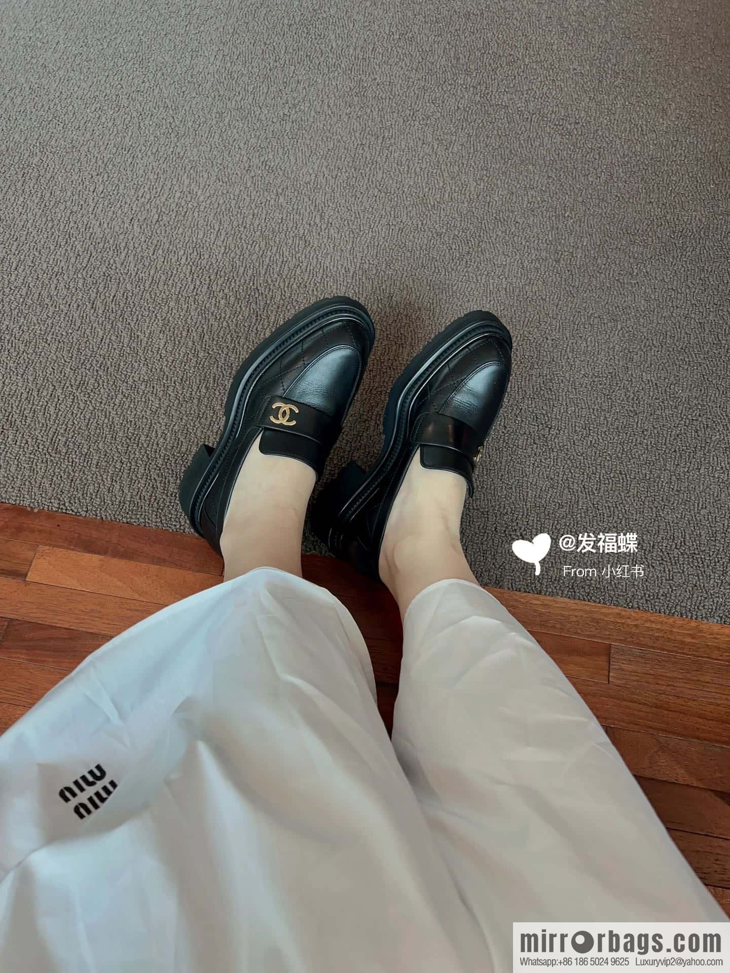 CHANEL Small Fragrant Rhombus Small Gold Button Platform Loafers