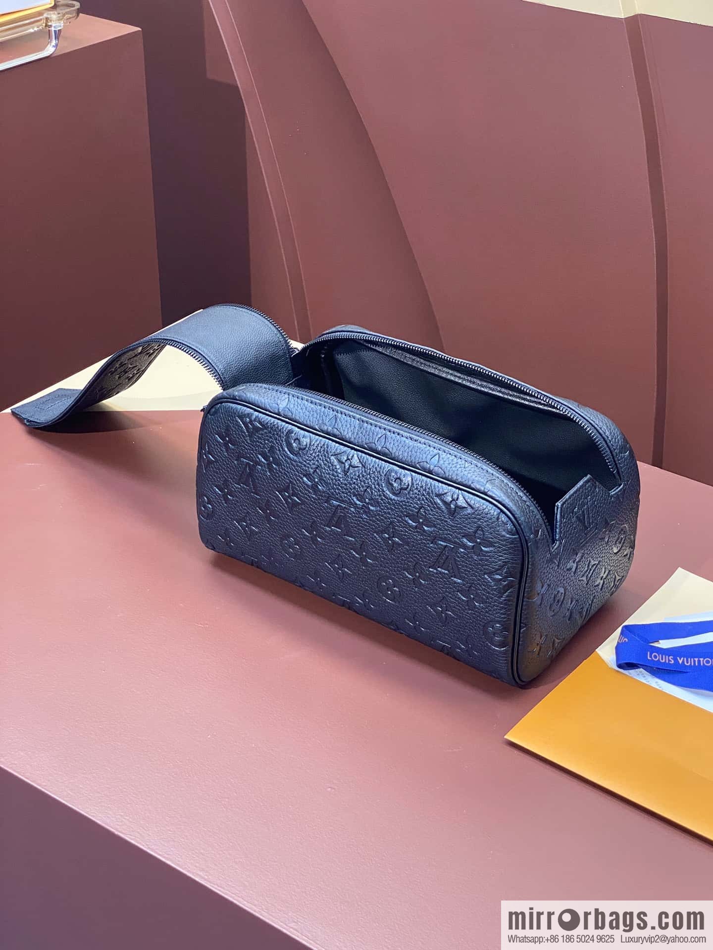 LV M59478 DOPP KIT toilet bag