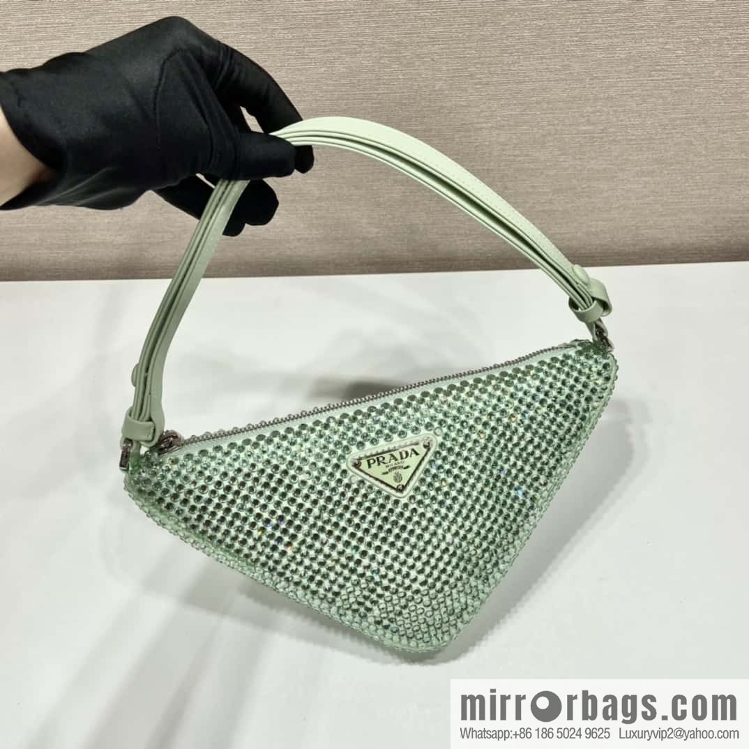 PRADA flash diamond triangle bag lNQ044
