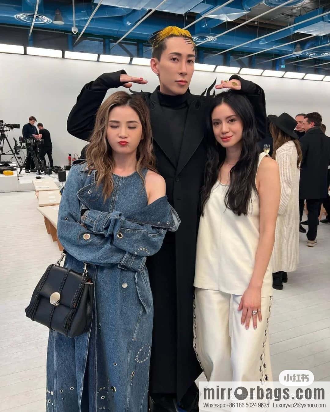 Chloe Penelope Gold Coin Bag, Medium Dropped Leather Black 25CM