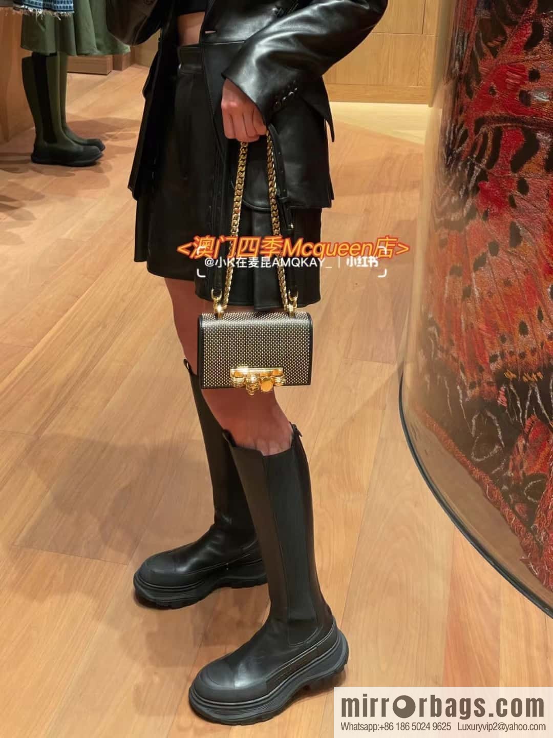 Alexander McQueen Alexander McQueen, thick-soled glossy knight boots