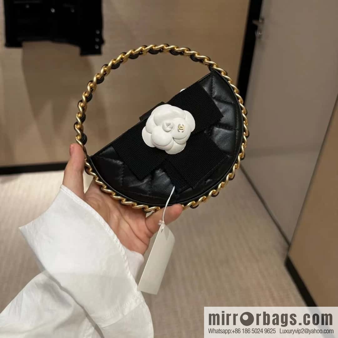 CHANEL 23K Camellia Hula Hoop AP3584