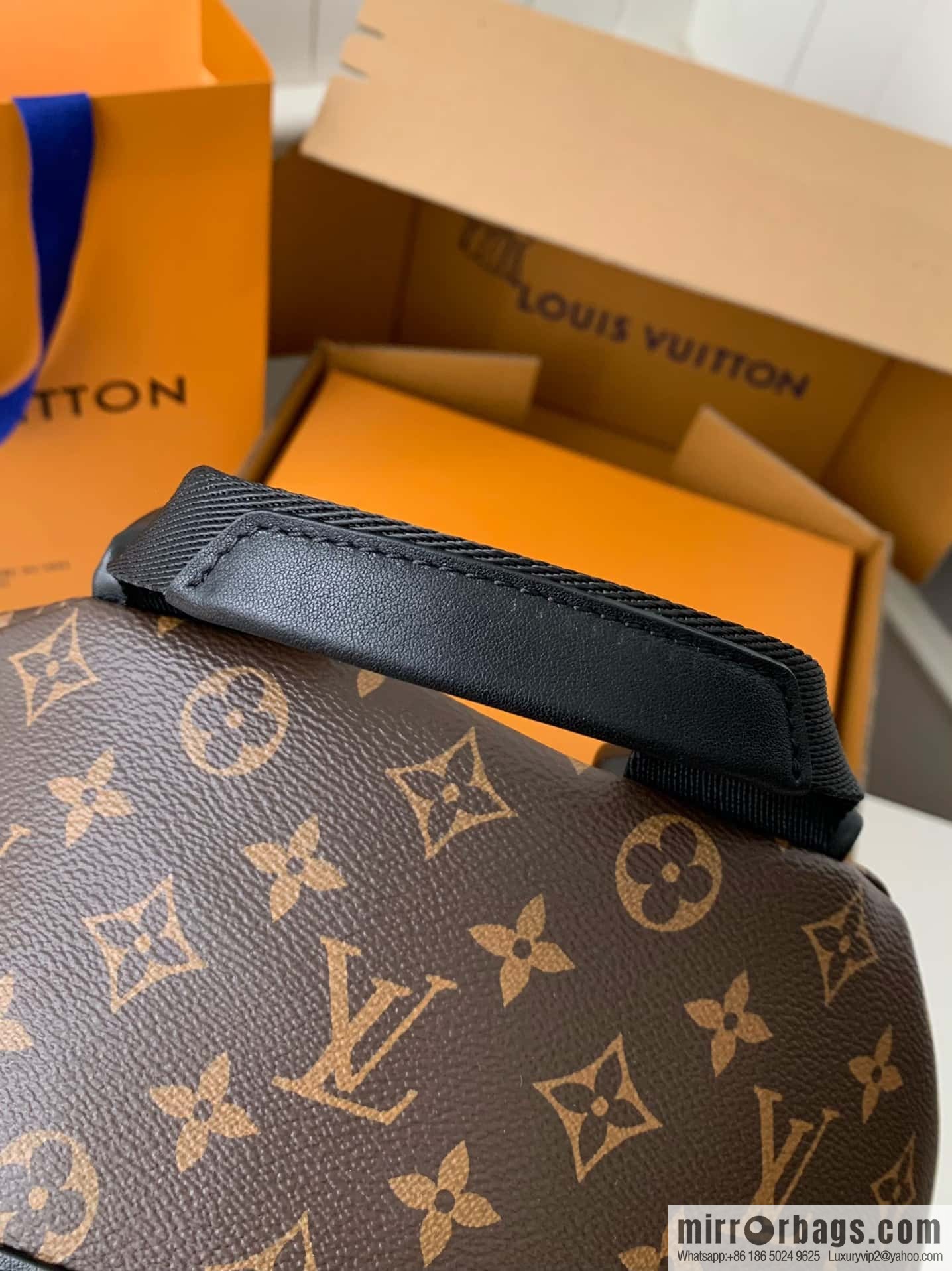 LV M46684 Discovery Backpack PM