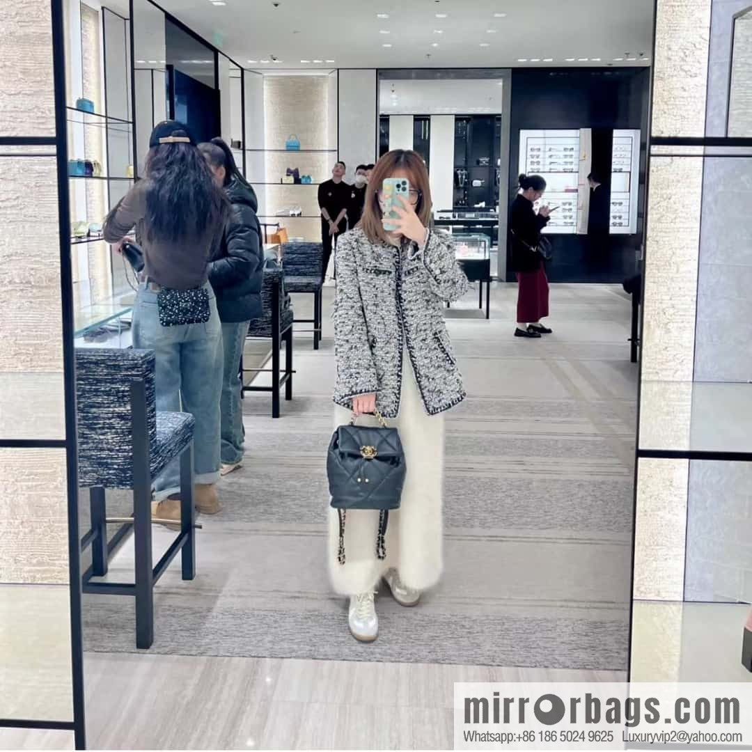 CHANEL 24C early spring vacation series 19 double backpack AS4223