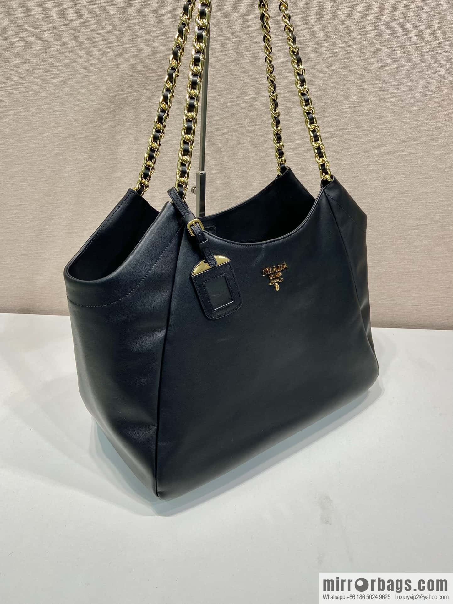 Prada 🎉 tote bag 🎉 1ba639 classic