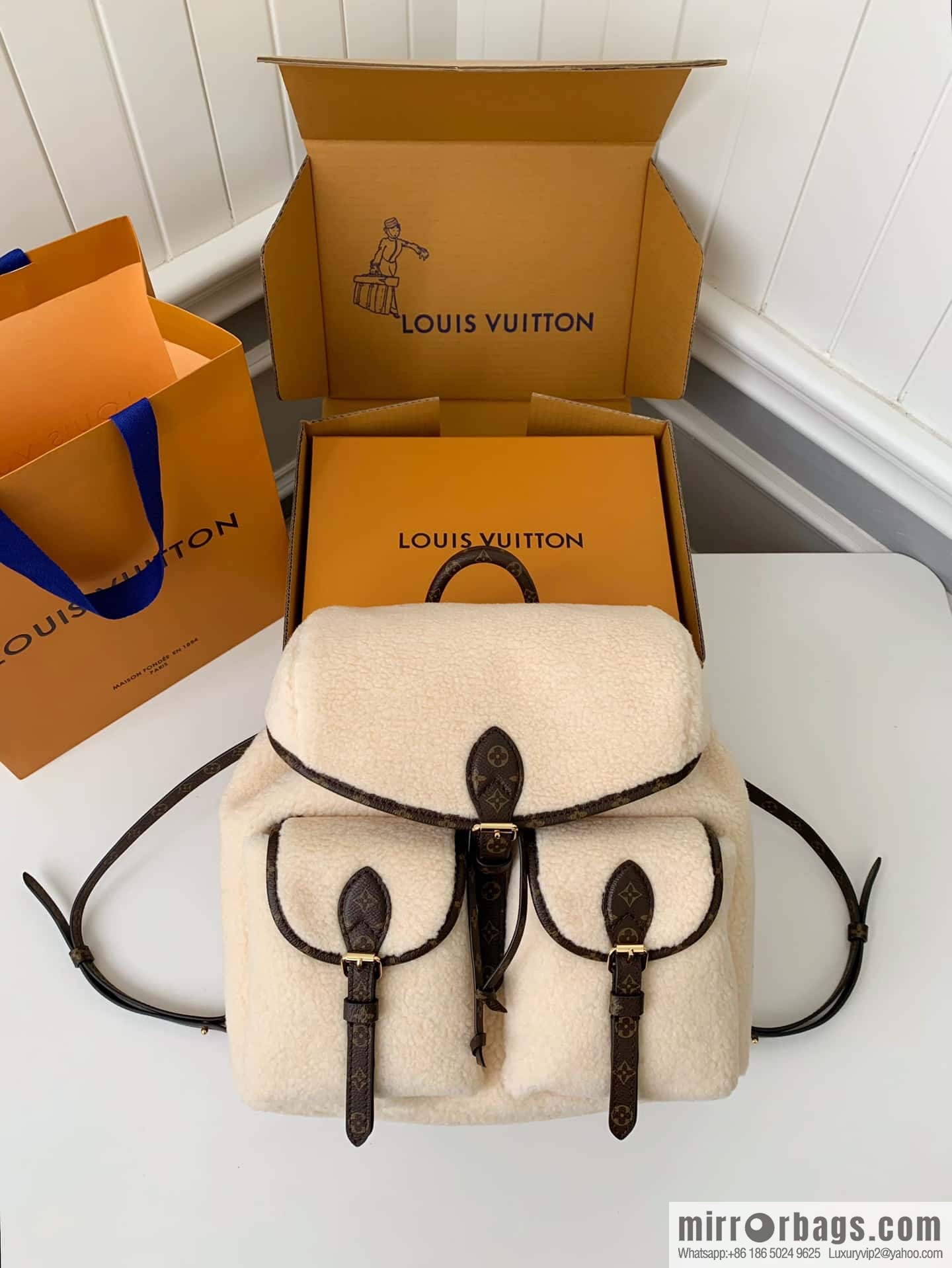 LV M23384 BACKPACK backpack
