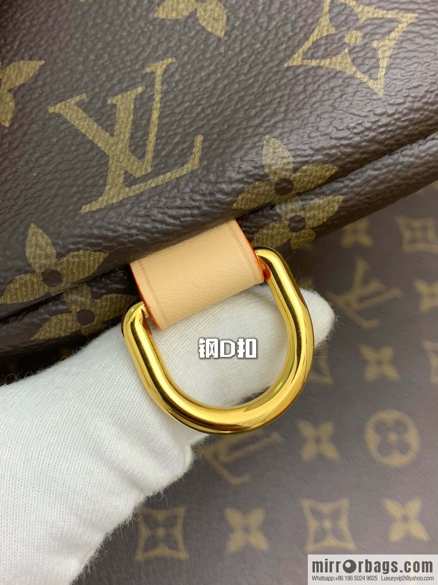 LV BUMBAG monogram fanny pack M43644