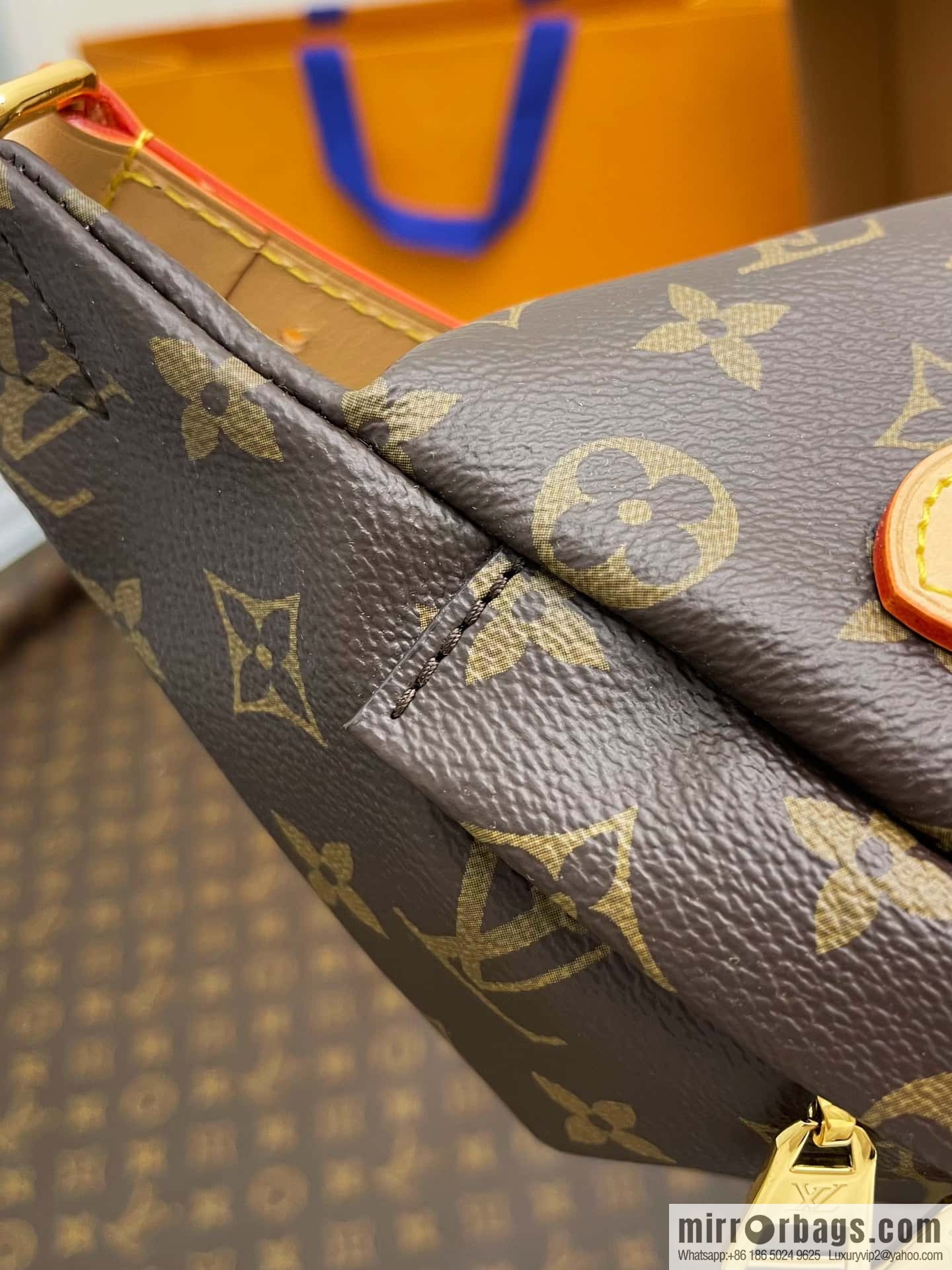 LV BUMBAG monogram fanny pack M43644