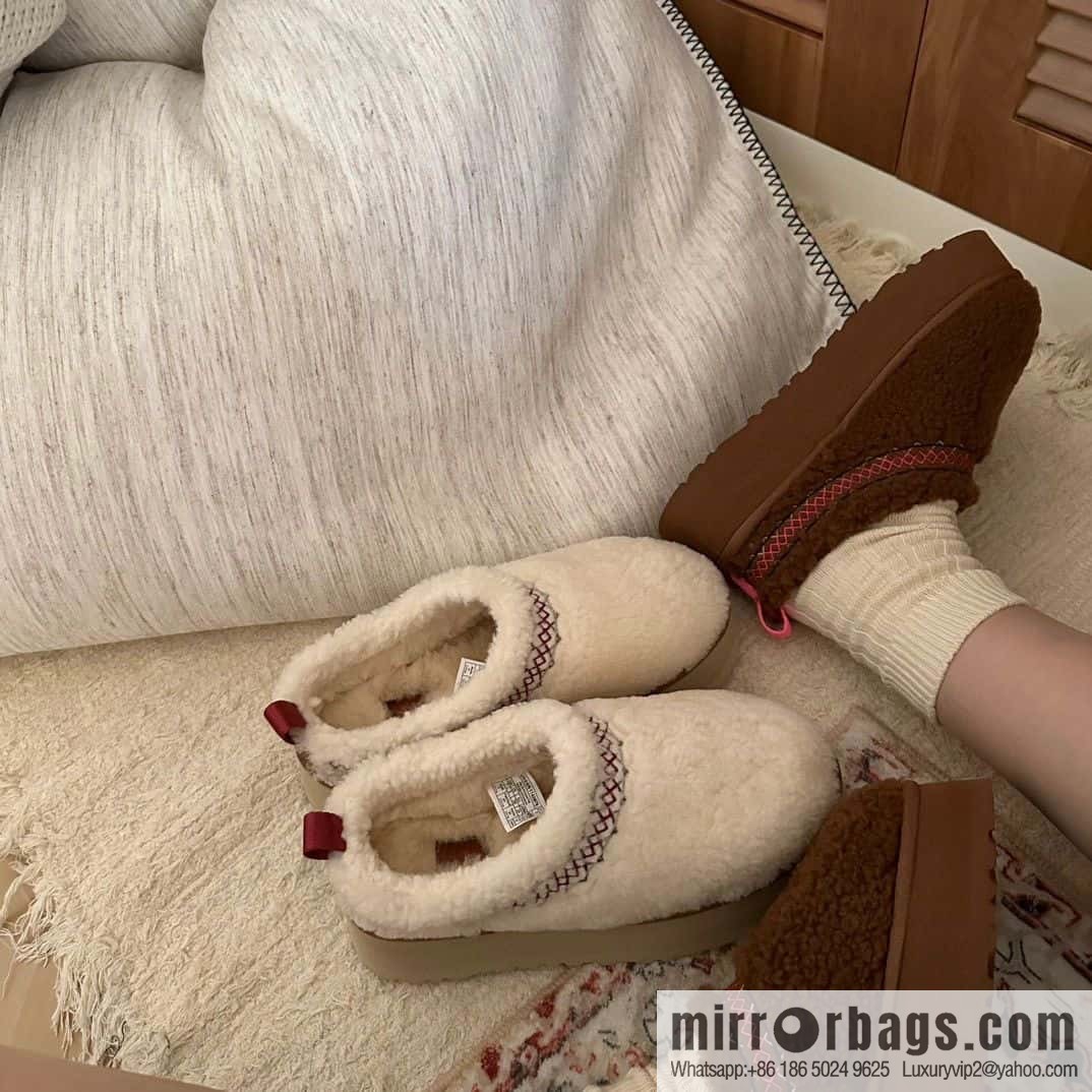 UGG Fall/Winter Teddy 🐻 Curly Tats Thick Bottom Fluffy Slippers