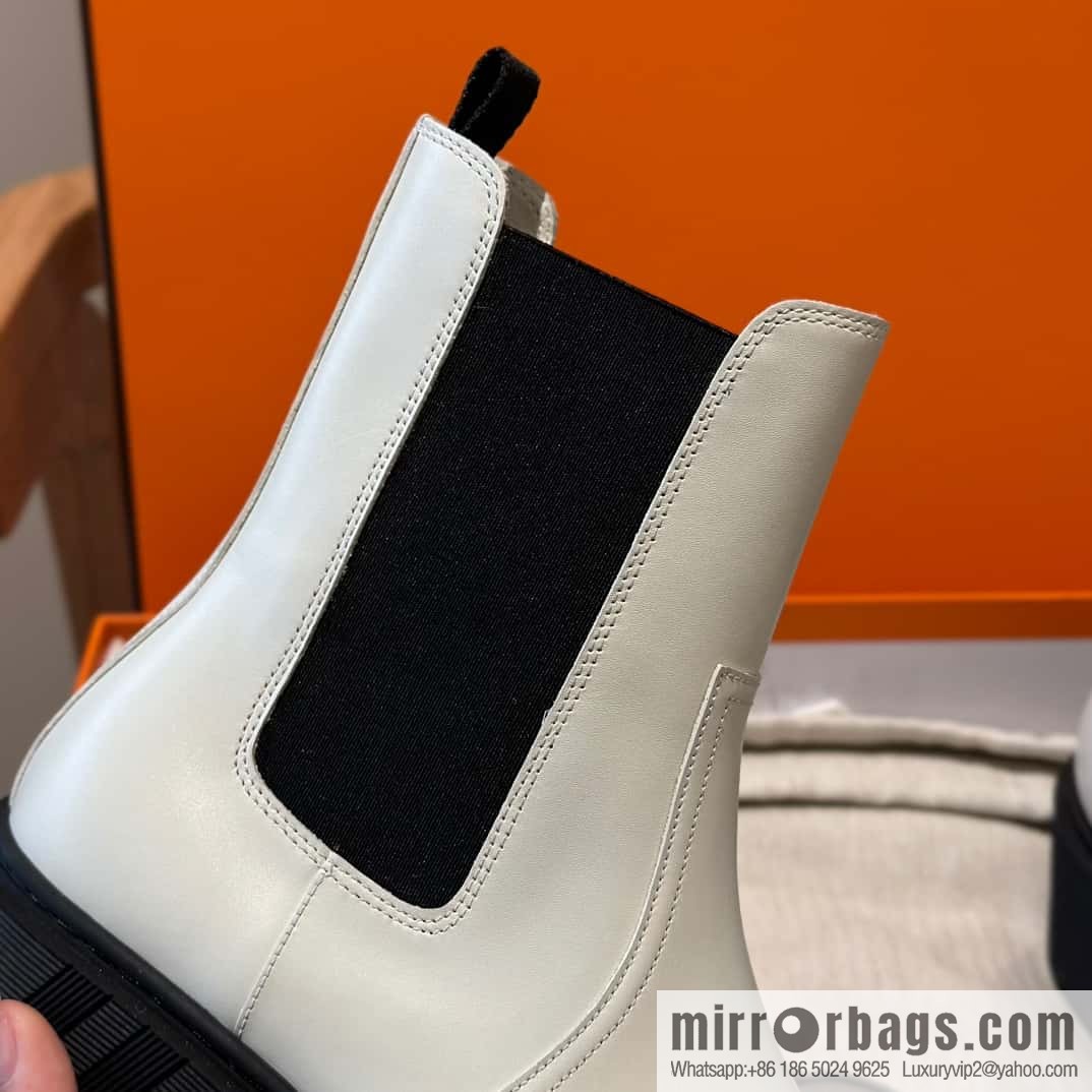 Hermès H's new autumn and winter Chelsea boots