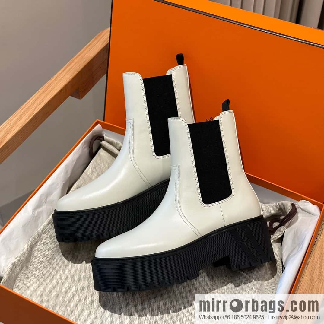Hermès H's new autumn and winter Chelsea boots