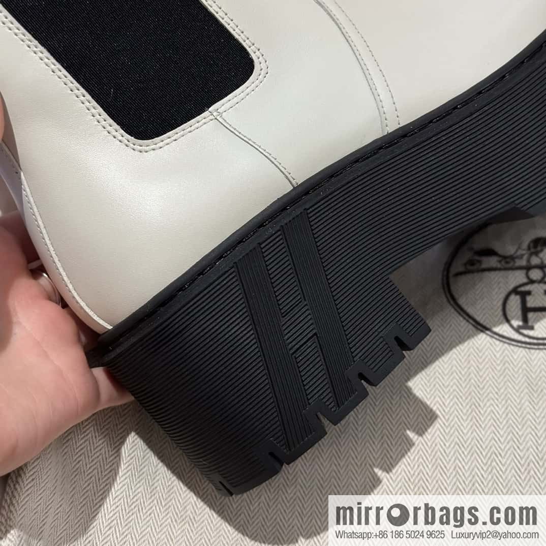 Hermès H's new autumn and winter Chelsea boots