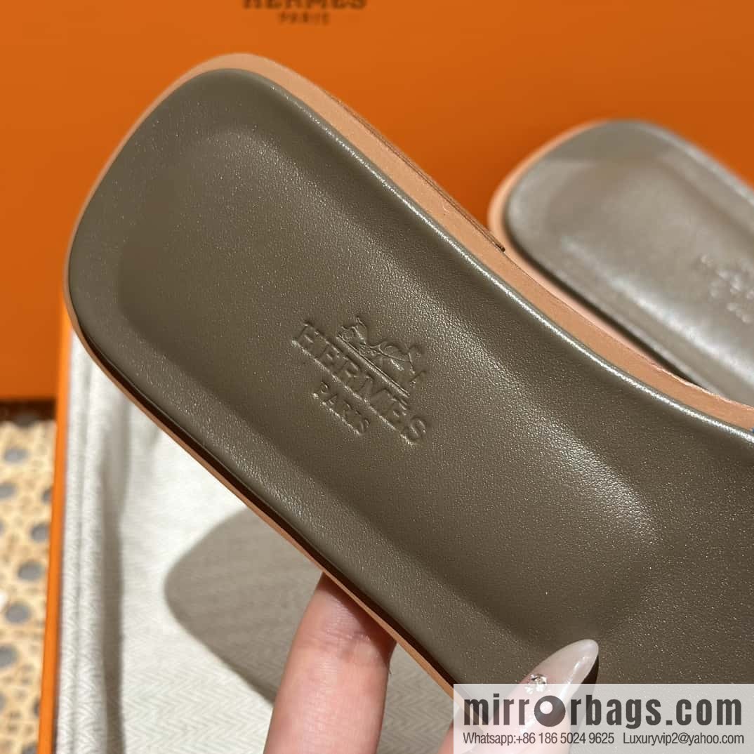 Hermes, classic slippers.