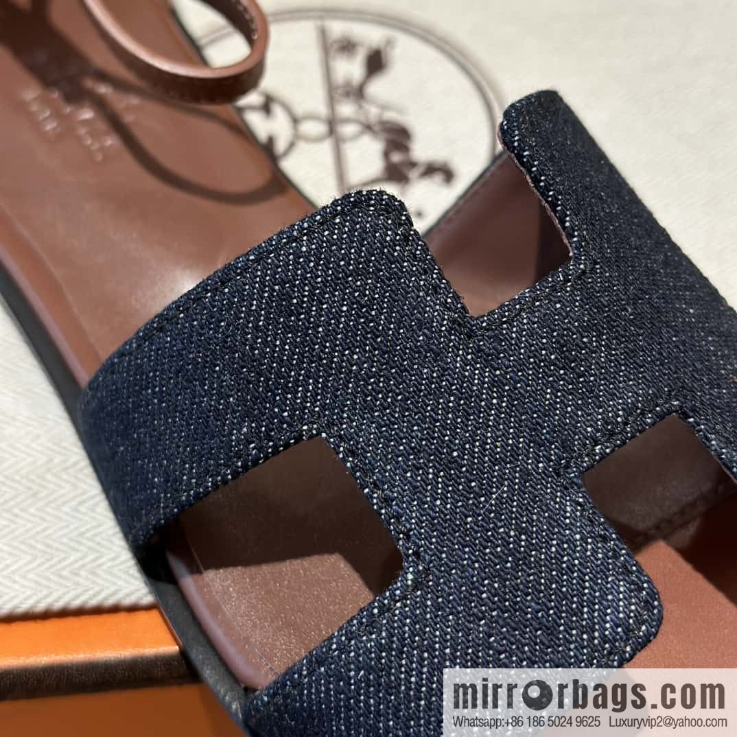 Hermès denim, new little sandals.