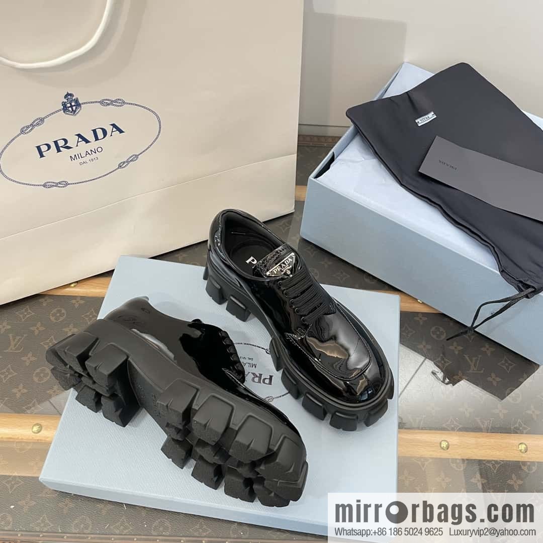PRADA PRADA Triangle Standard Band Saw Gear, Platform Muffin Shoes