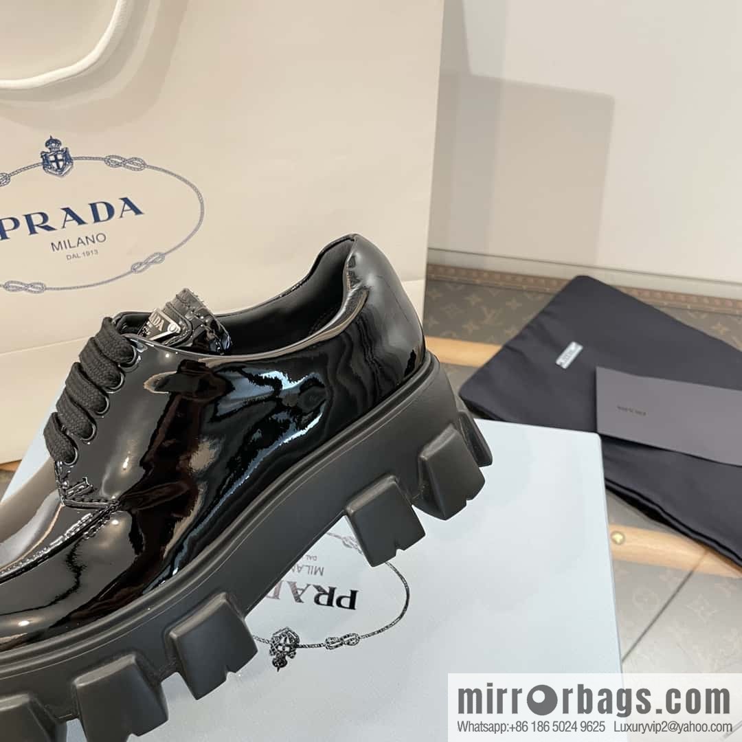 PRADA PRADA Triangle Standard Band Saw Gear, Platform Muffin Shoes