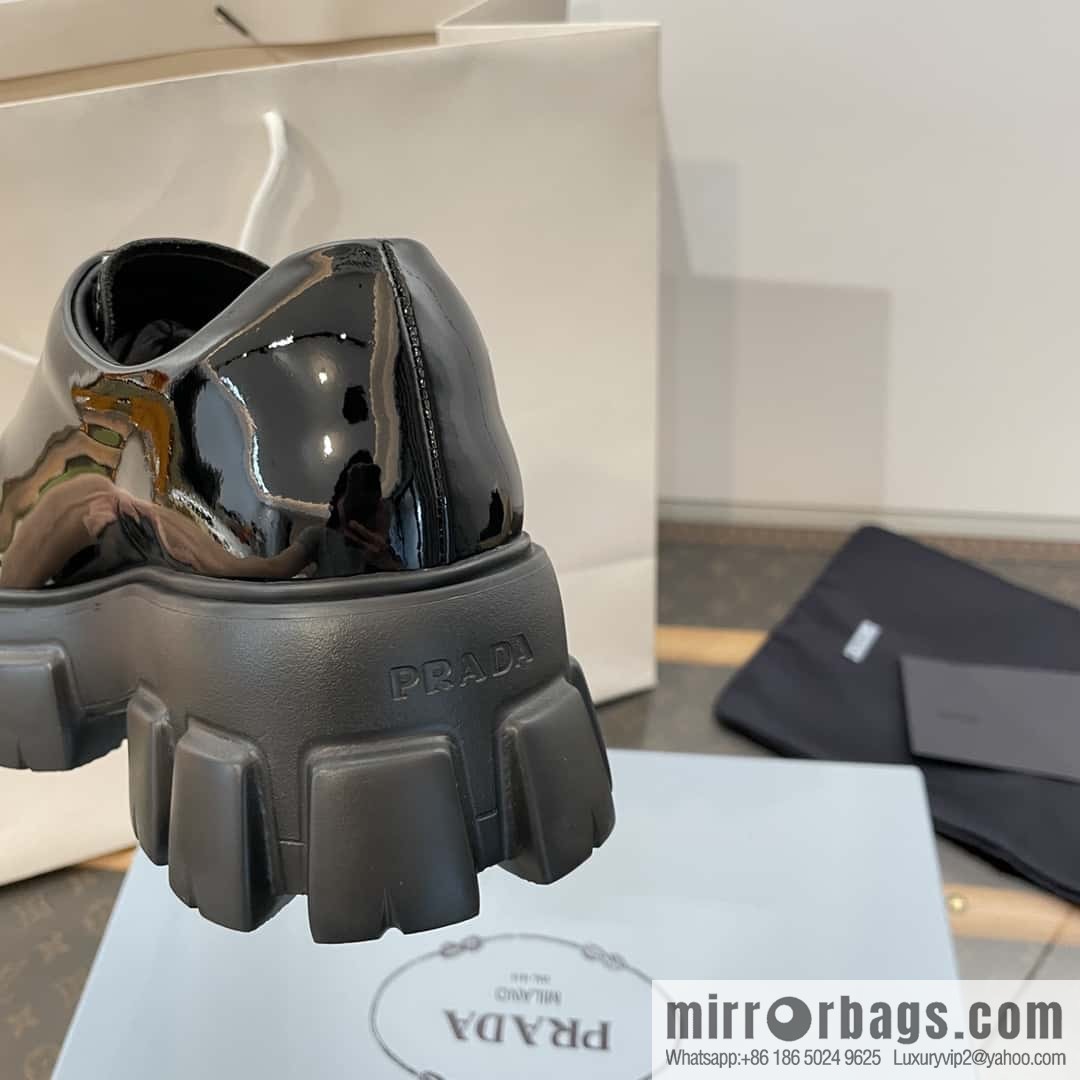 PRADA PRADA Triangle Standard Band Saw Gear, Platform Muffin Shoes