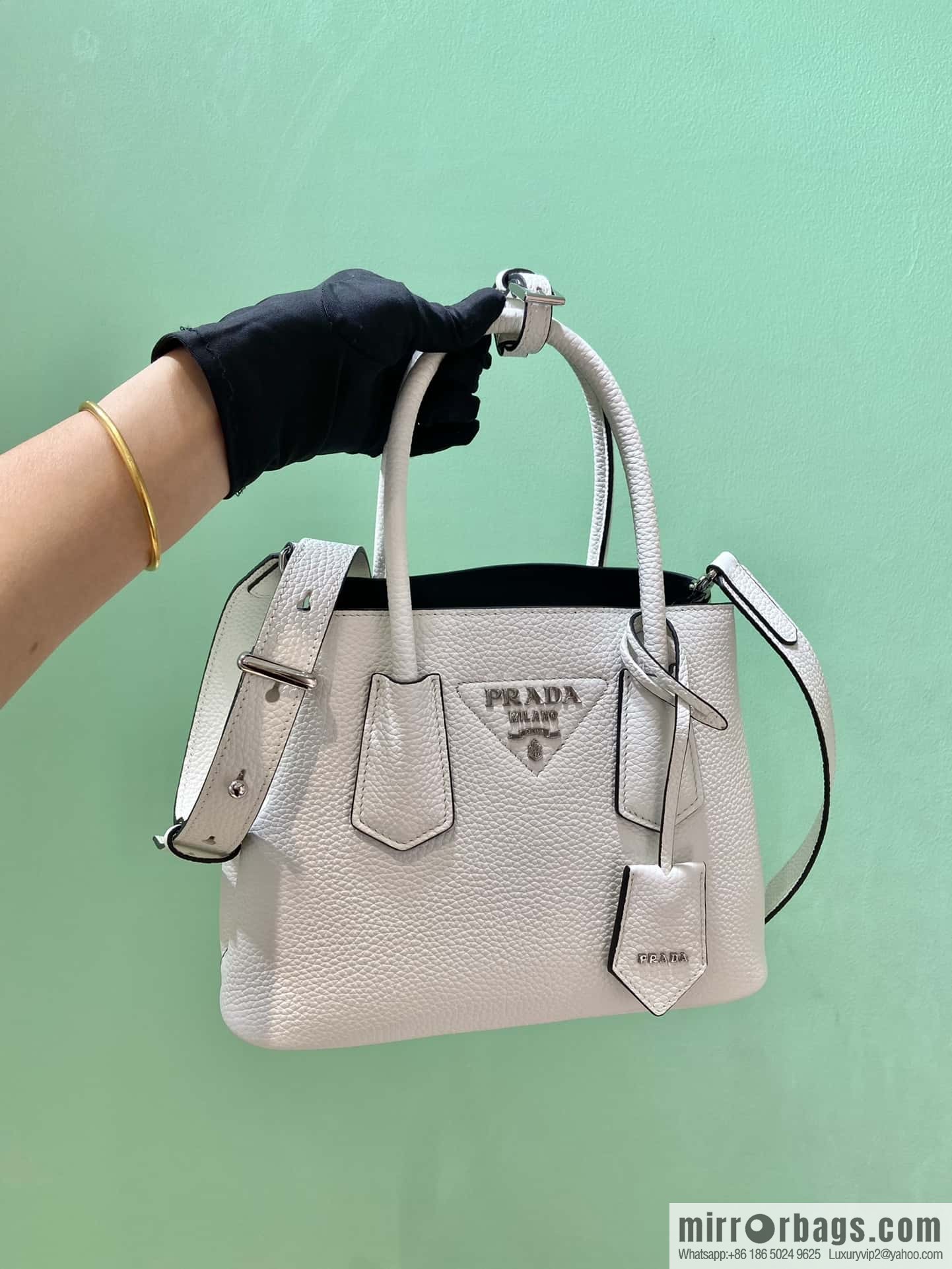 PRADA new shopping bag 🎉 1BG443 suede pattern, white