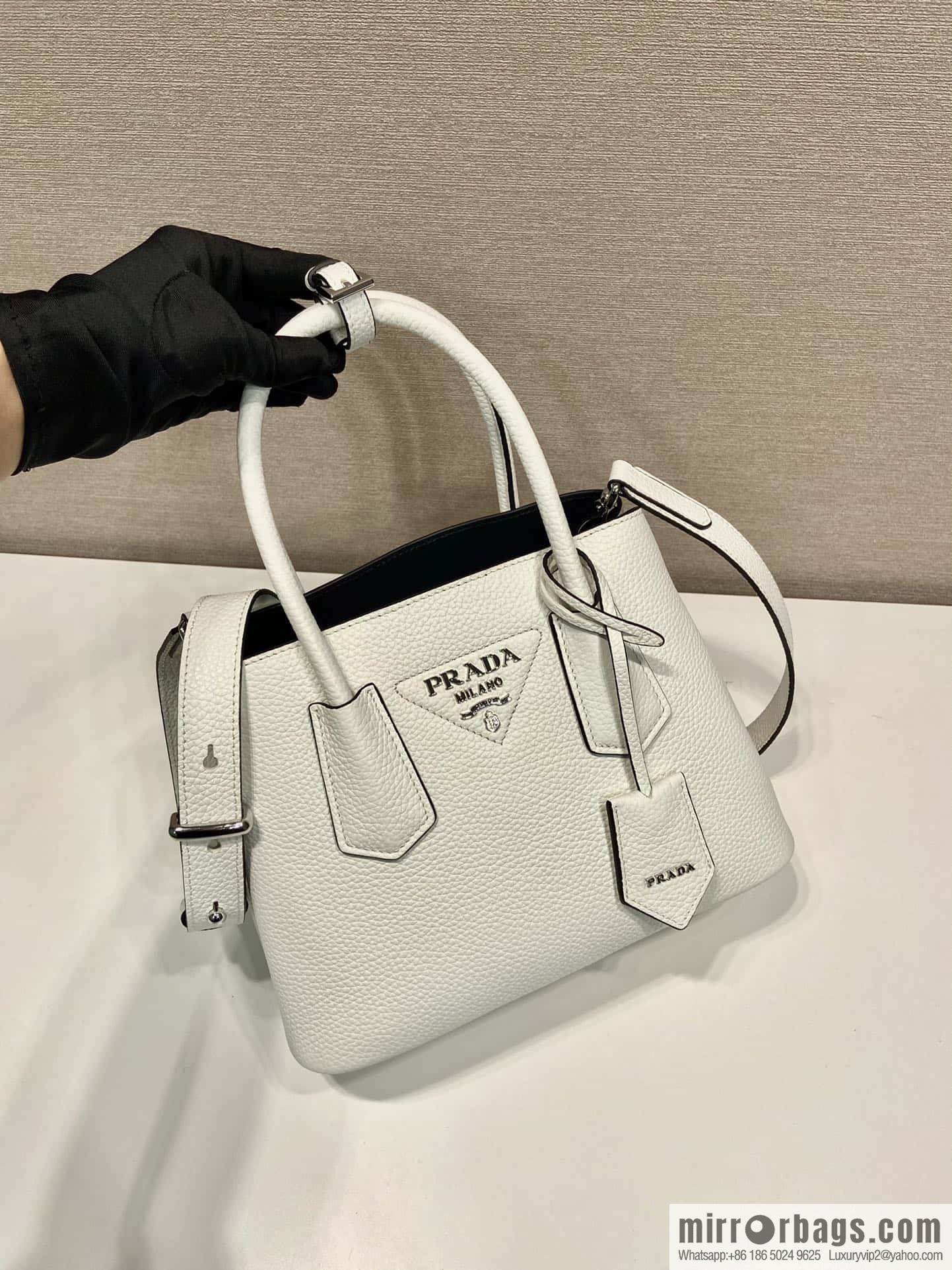 PRADA new shopping bag 🎉 1BG443 suede pattern, white