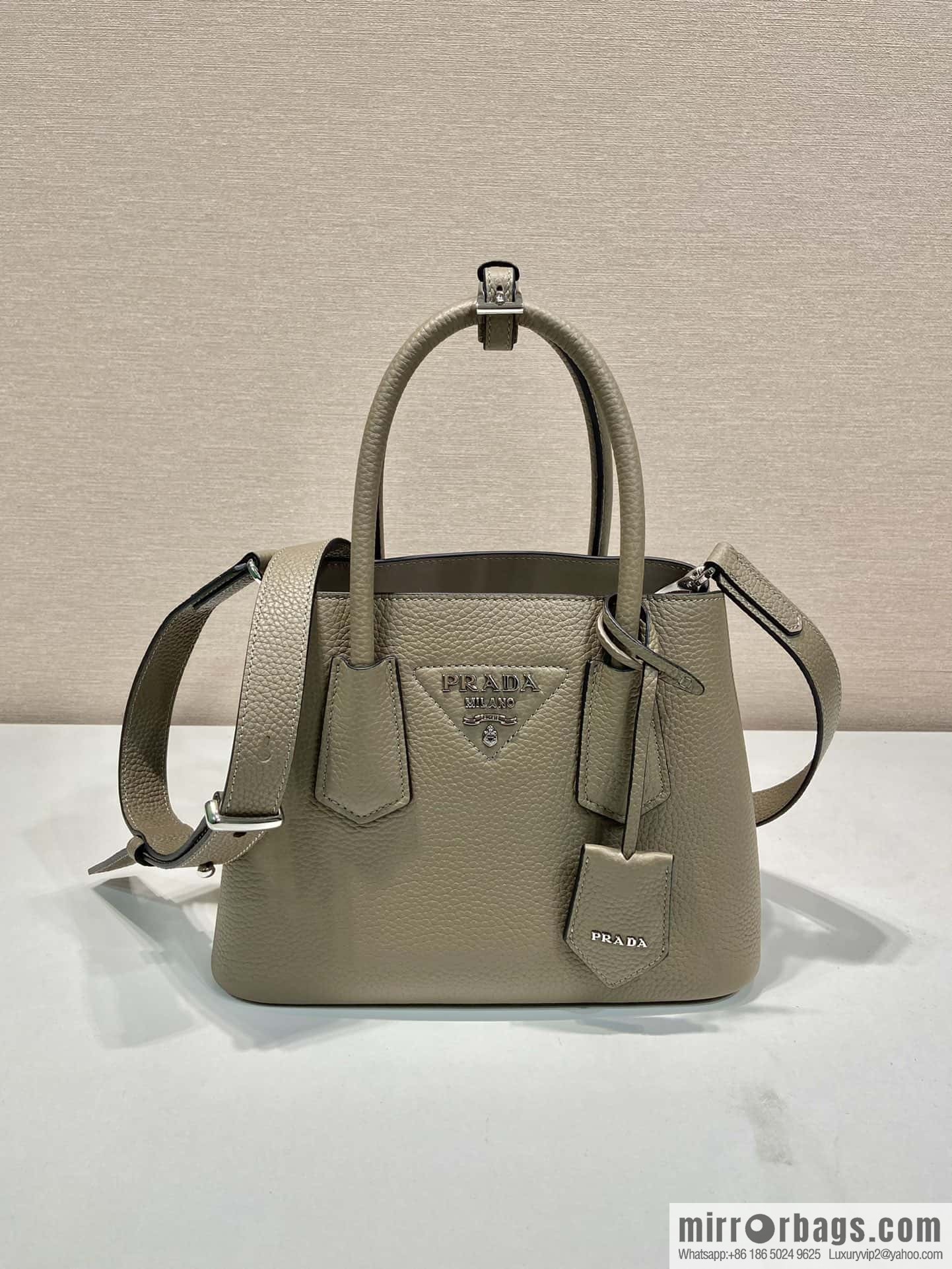 PRADA new shopping bag 🎉 1BG443 suede pattern, gray