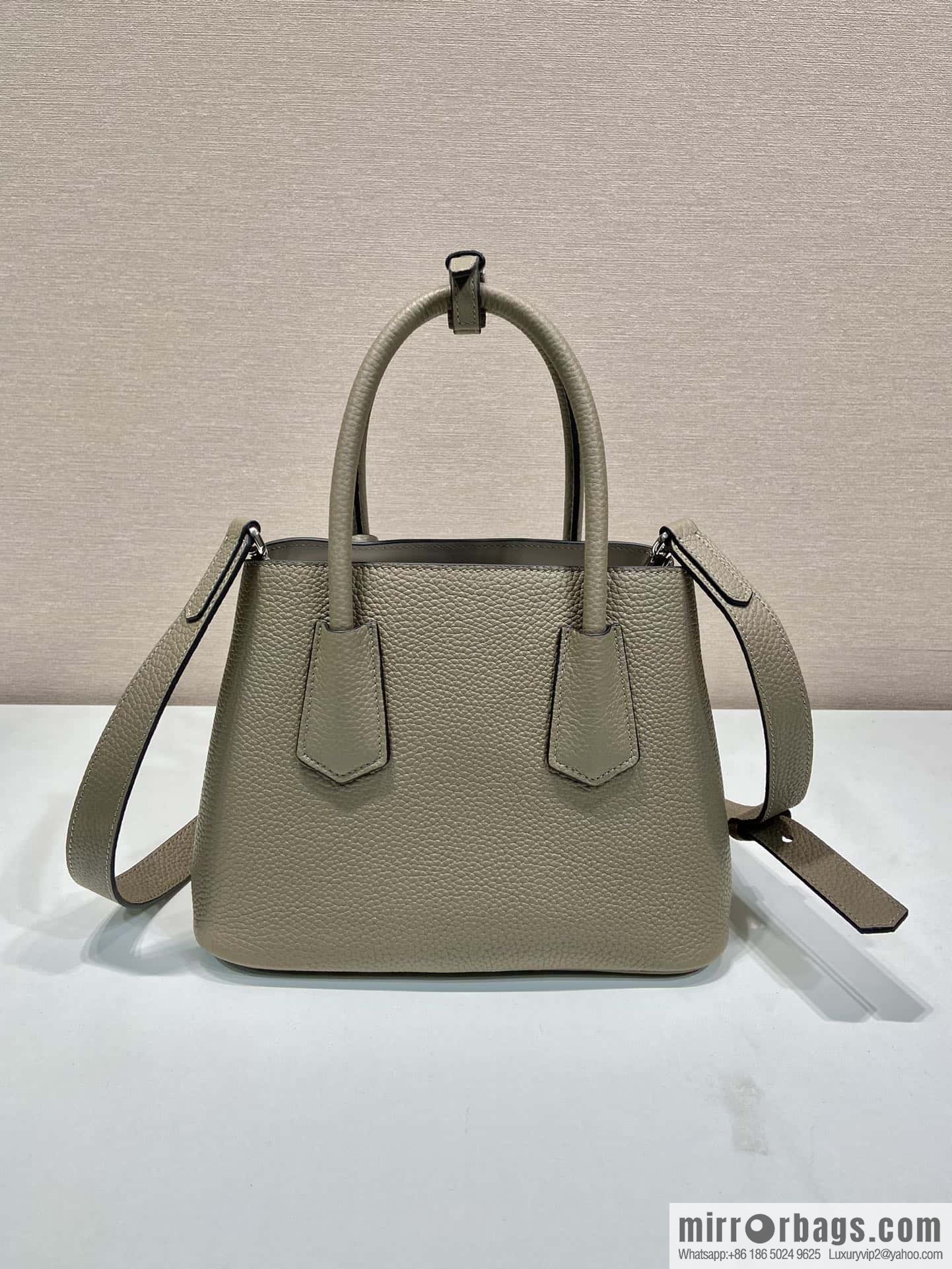 PRADA new shopping bag 🎉 1BG443 suede pattern, gray
