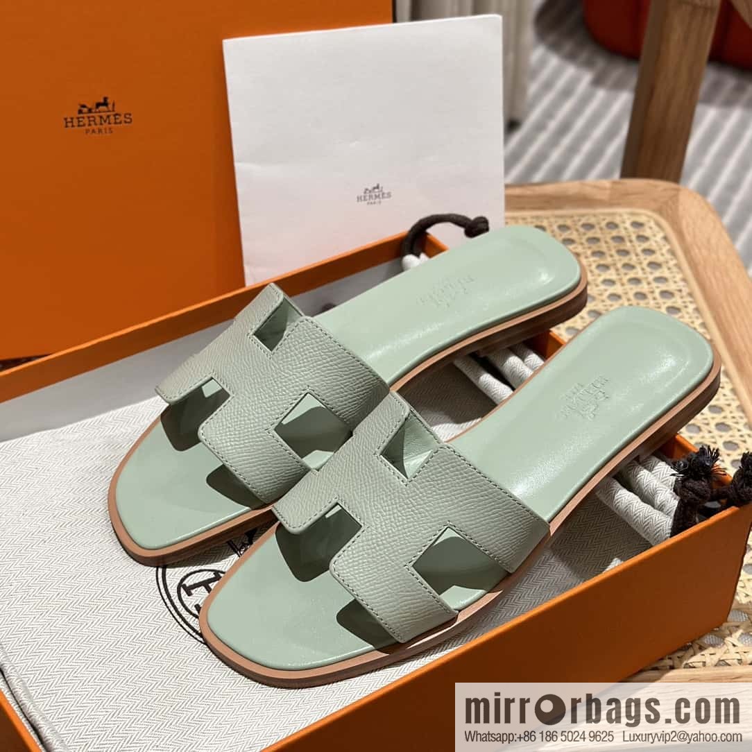 Hermès leather outsole H slippers