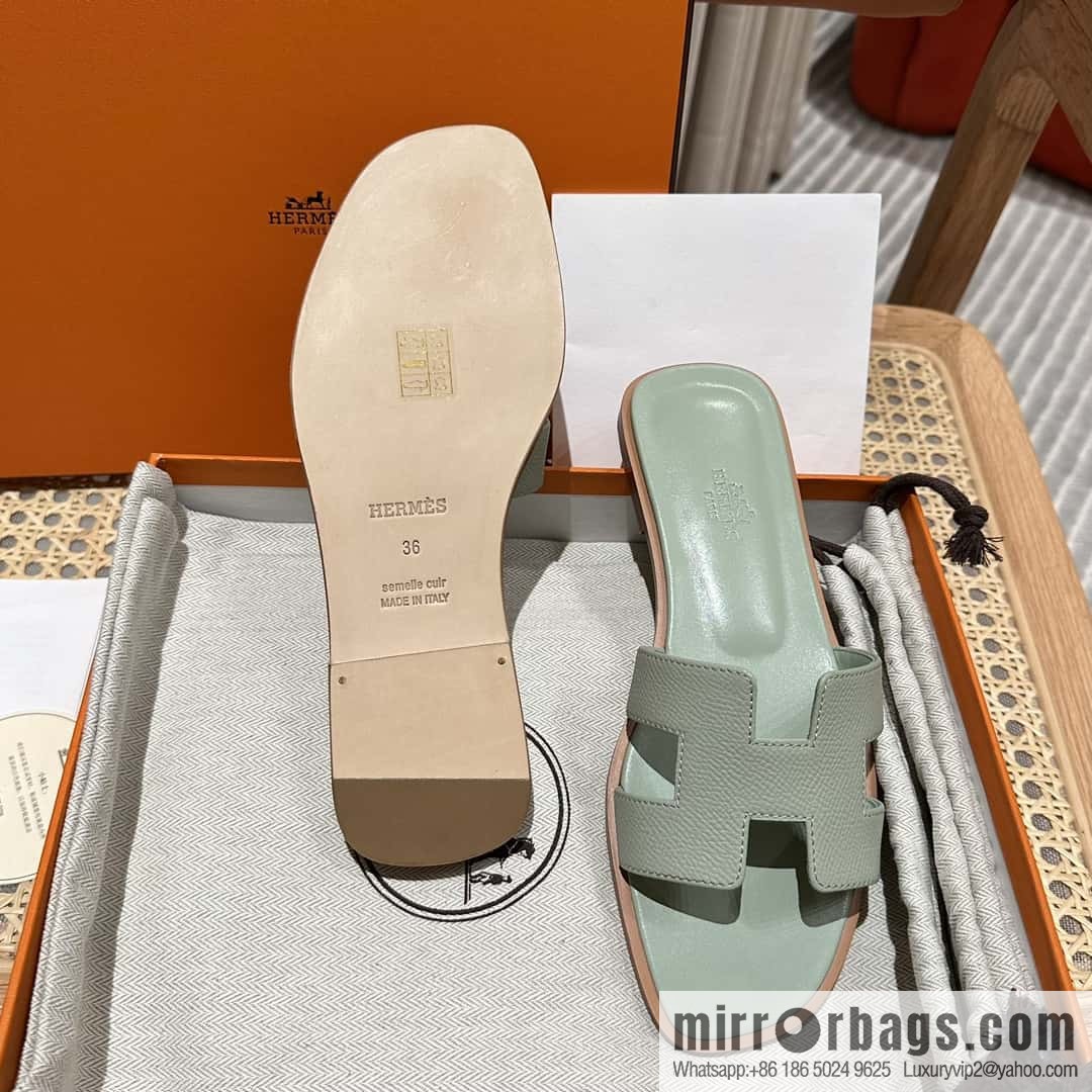 Hermès leather outsole H slippers