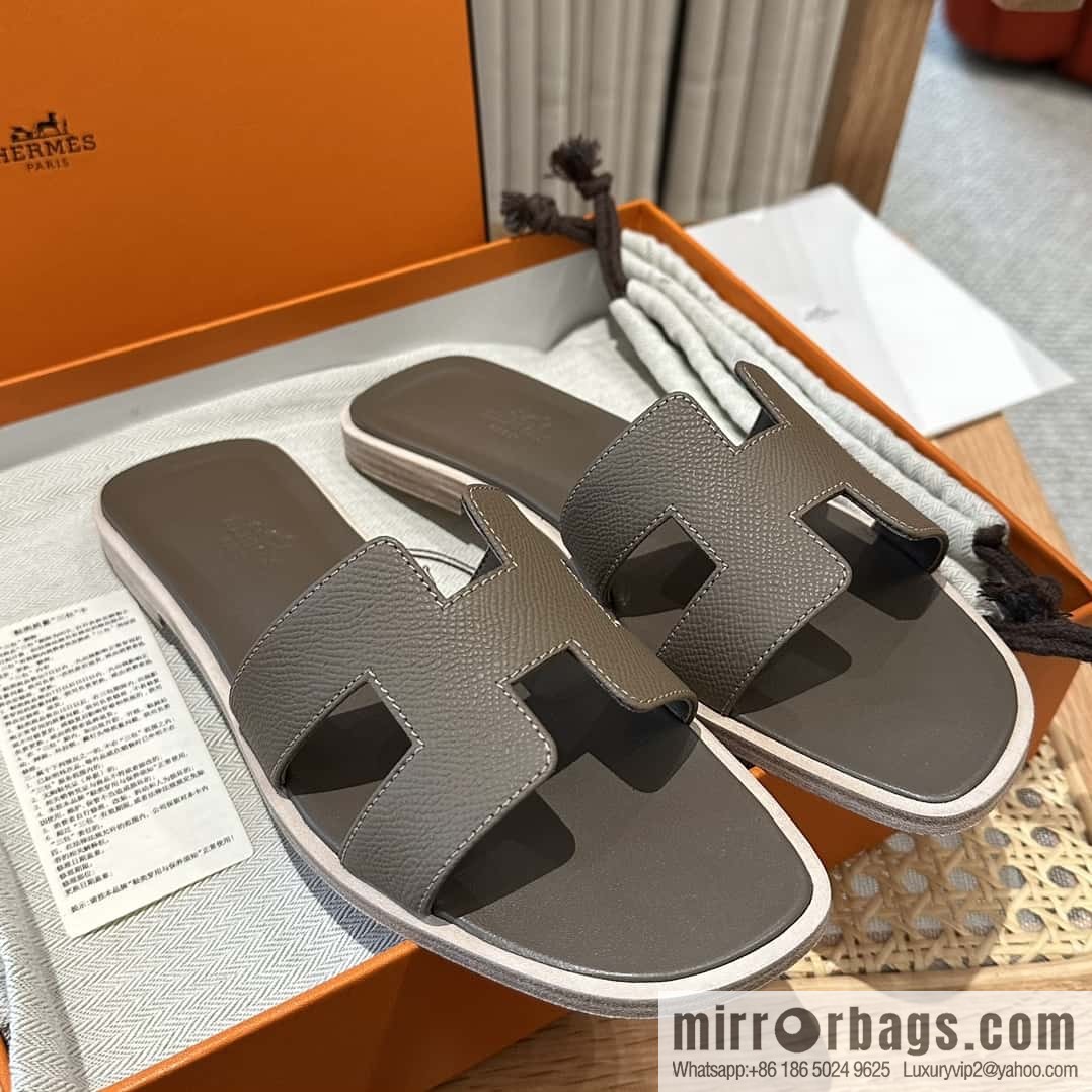 Hermès leather outsole H slippers