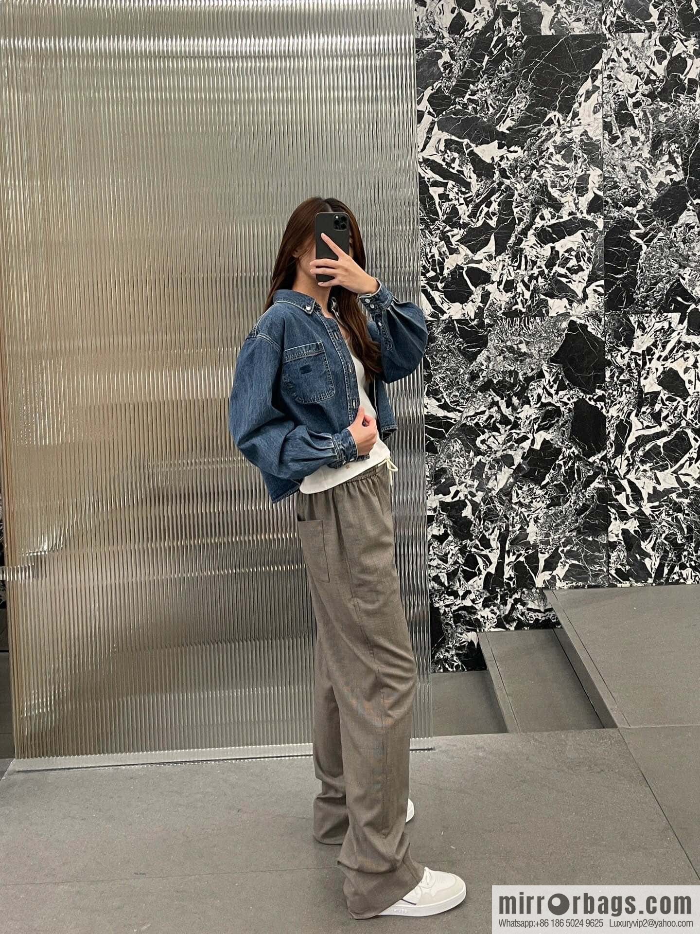 CELINE Leather low-top flat white shoes