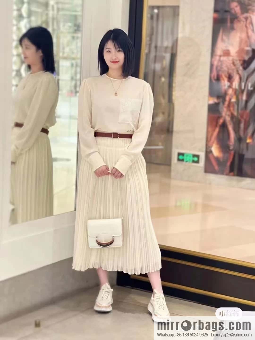 Chloe Kattie bracelet bag, white