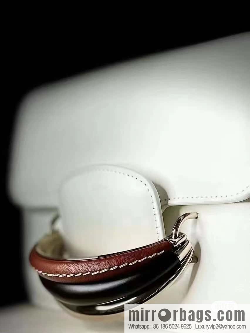 Chloe Kattie bracelet bag, white