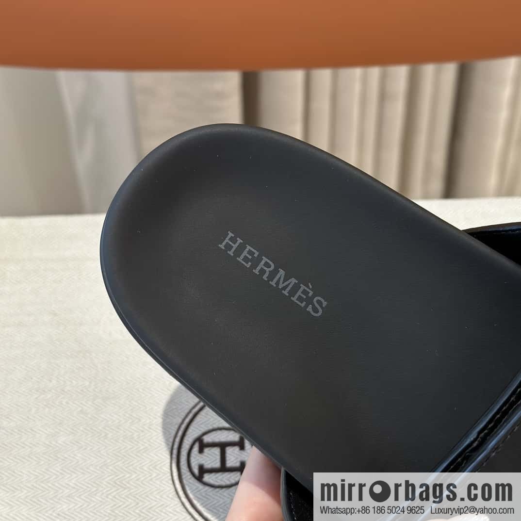 Hermès crocodile shoes