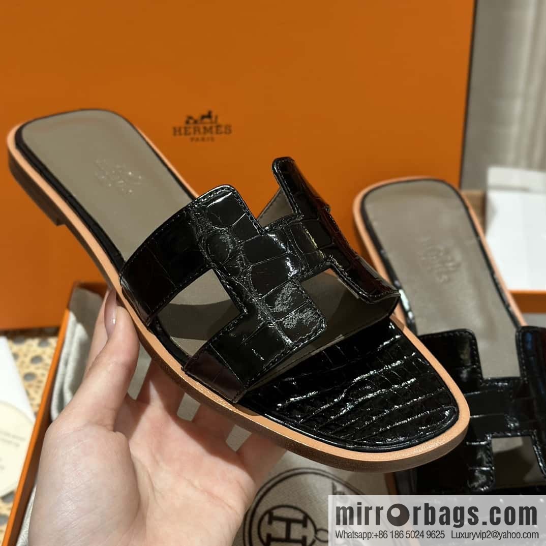 Hermès H tow crocodile skin