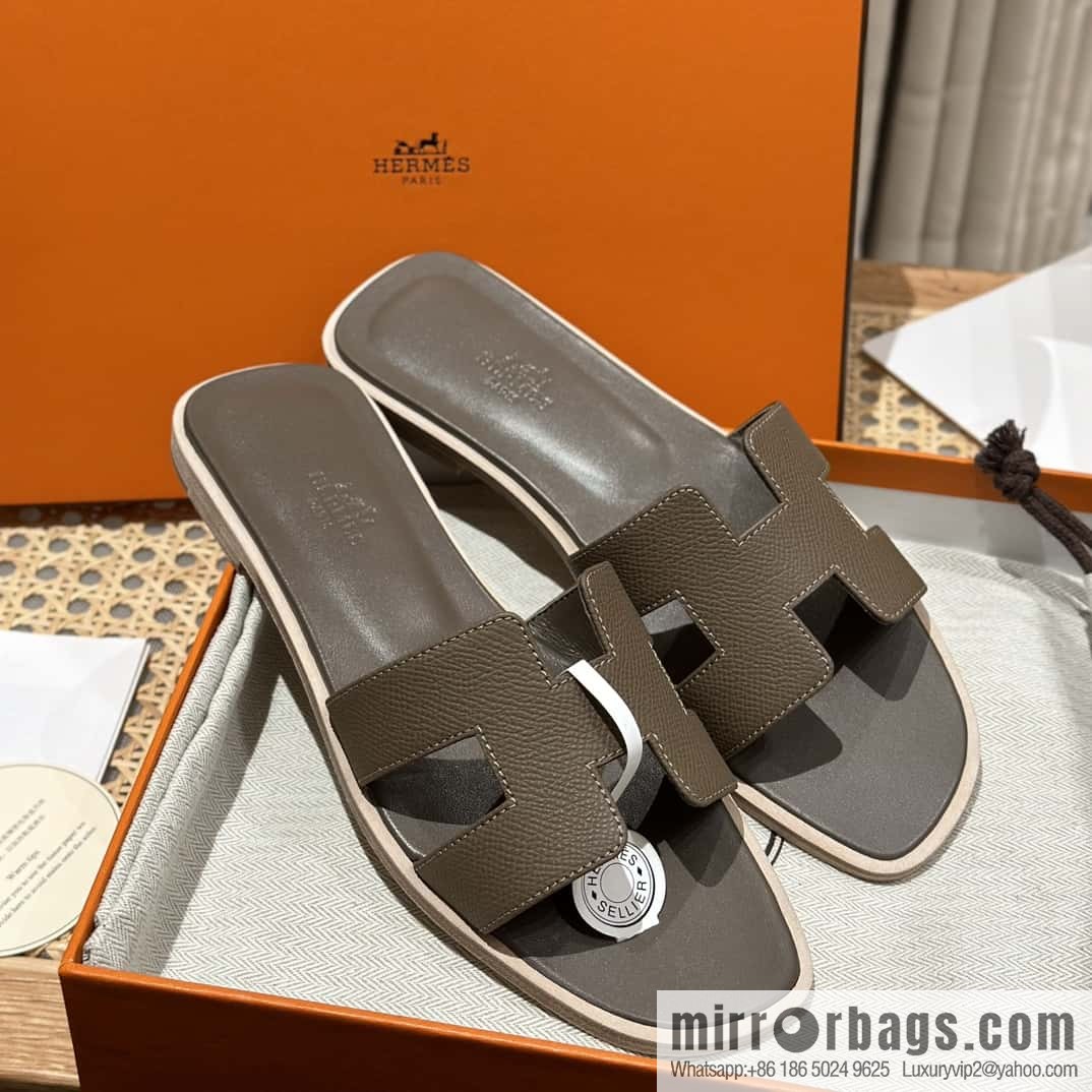 Hermès leather outsole H slippers